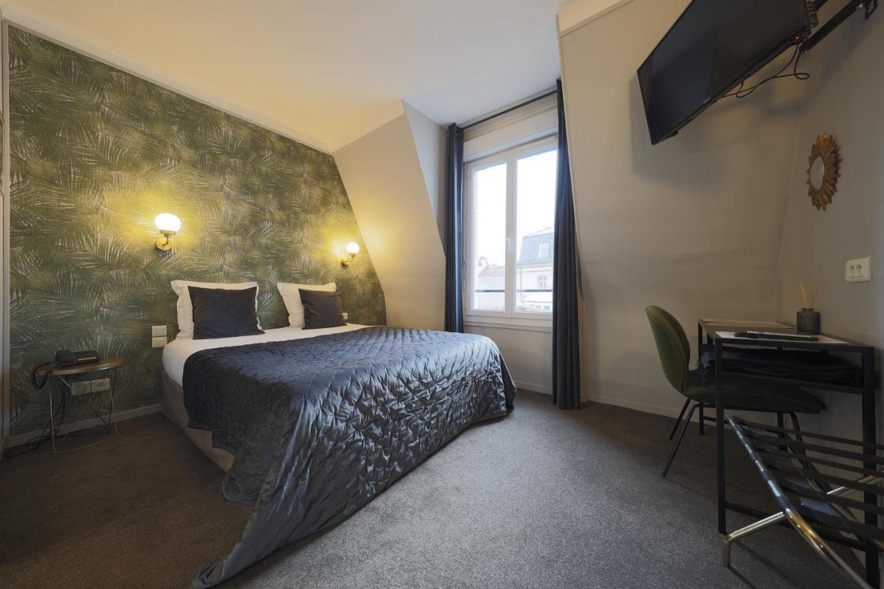 Hotel Azur 2*